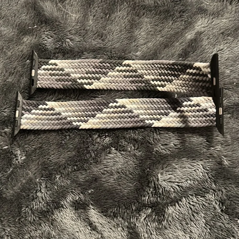 N/A black white